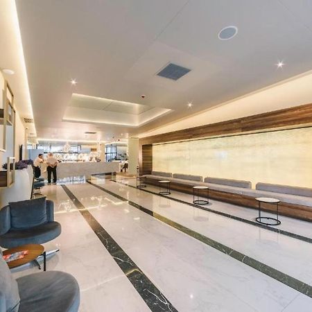 Orbi City Sea Side & Sea View Apartments Батуми Экстерьер фото