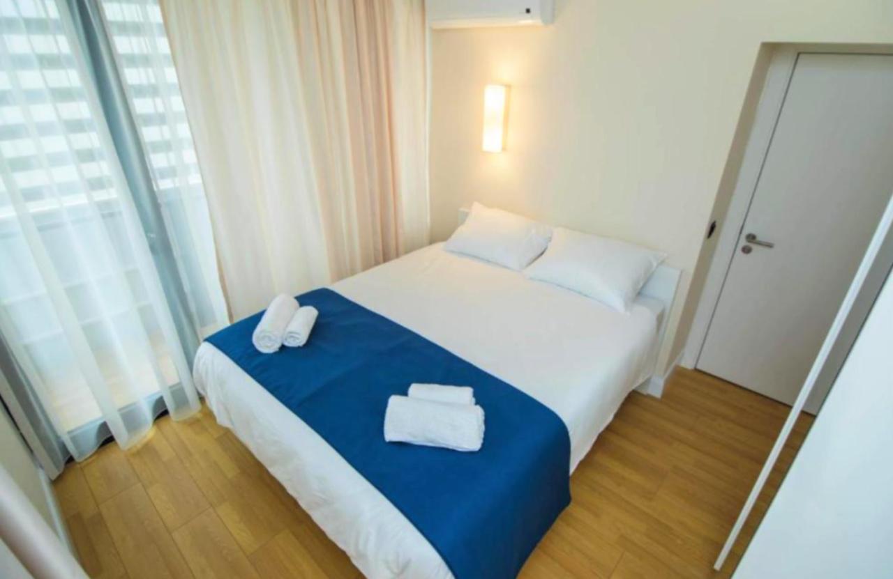 Orbi City Sea Side & Sea View Apartments Батуми Экстерьер фото