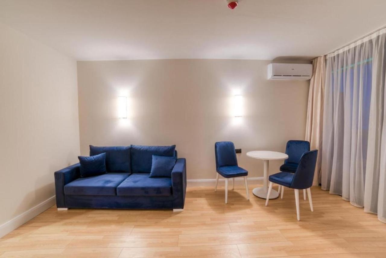 Orbi City Sea Side & Sea View Apartments Батуми Экстерьер фото
