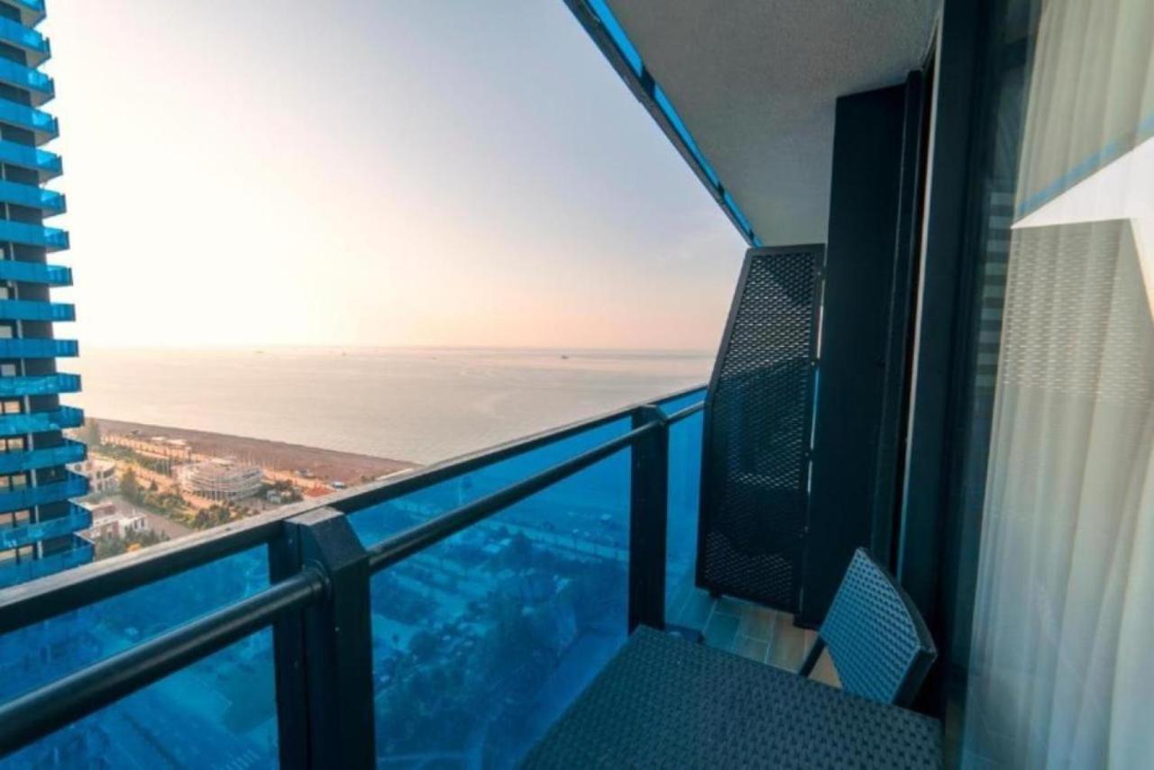 Orbi City Sea Side & Sea View Apartments Батуми Экстерьер фото