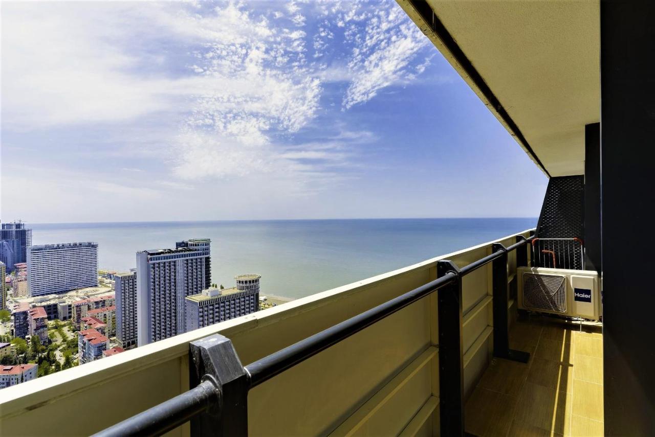 Orbi City Sea Side & Sea View Apartments Батуми Экстерьер фото