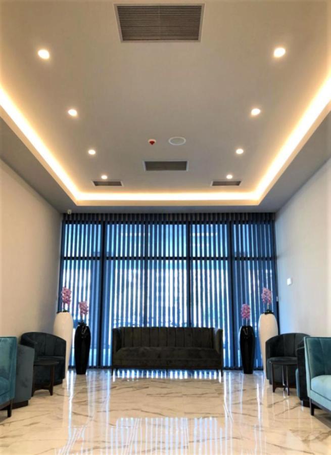 Orbi City Sea Side & Sea View Apartments Батуми Экстерьер фото